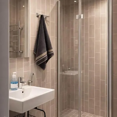 Executive Studio, Metro 150m, Easy Access