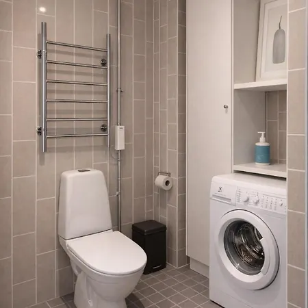Executive Studio, Metro 150m, Easy Access Helsinki