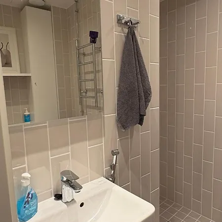 Lejlighed Executive Studio, Metro 150m, Easy Access Helsinki