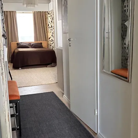 Executive Studio, Metro 150m, Easy Access Apartment *