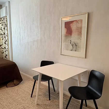 Executive Studio, Metro 150m, Easy Access Lejlighed *